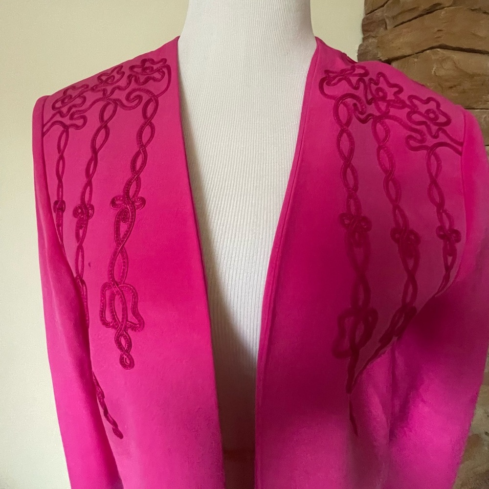 Hot pink open front silk jacket size12